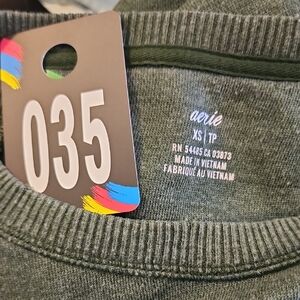 #35...Aerie Forest GREEN Crewneck Sweater...oversized XS